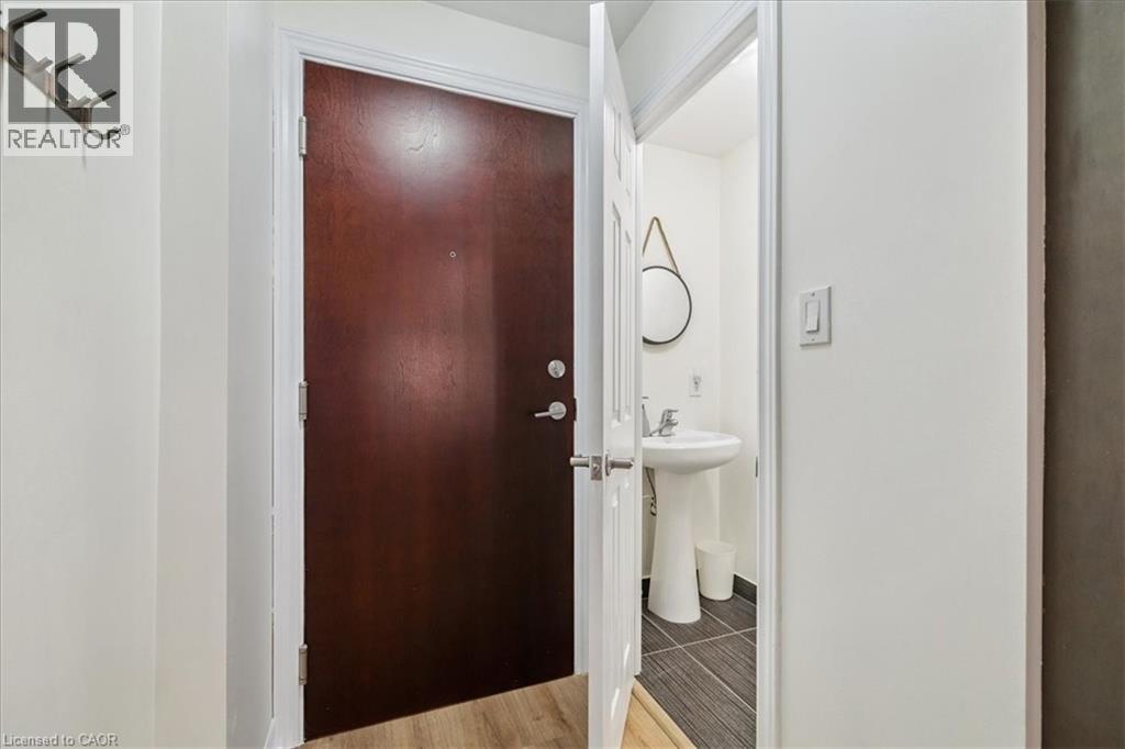 70 STEWART Street Unit# 102, Oakville, Ontario, L6K1X5 — Photo 7