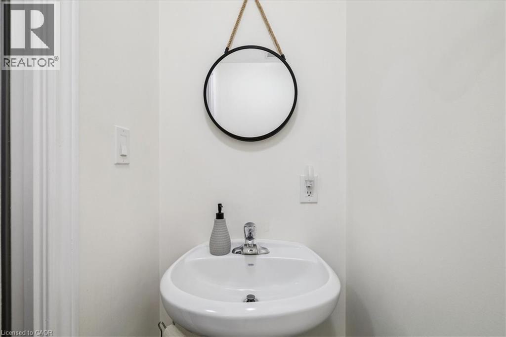 70 STEWART Street Unit# 102, Oakville, Ontario, L6K1X5 — Photo 8