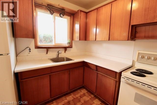 12 LORNE Avenue, Grimsby, Ontario, L3M2H5 — Photo 7