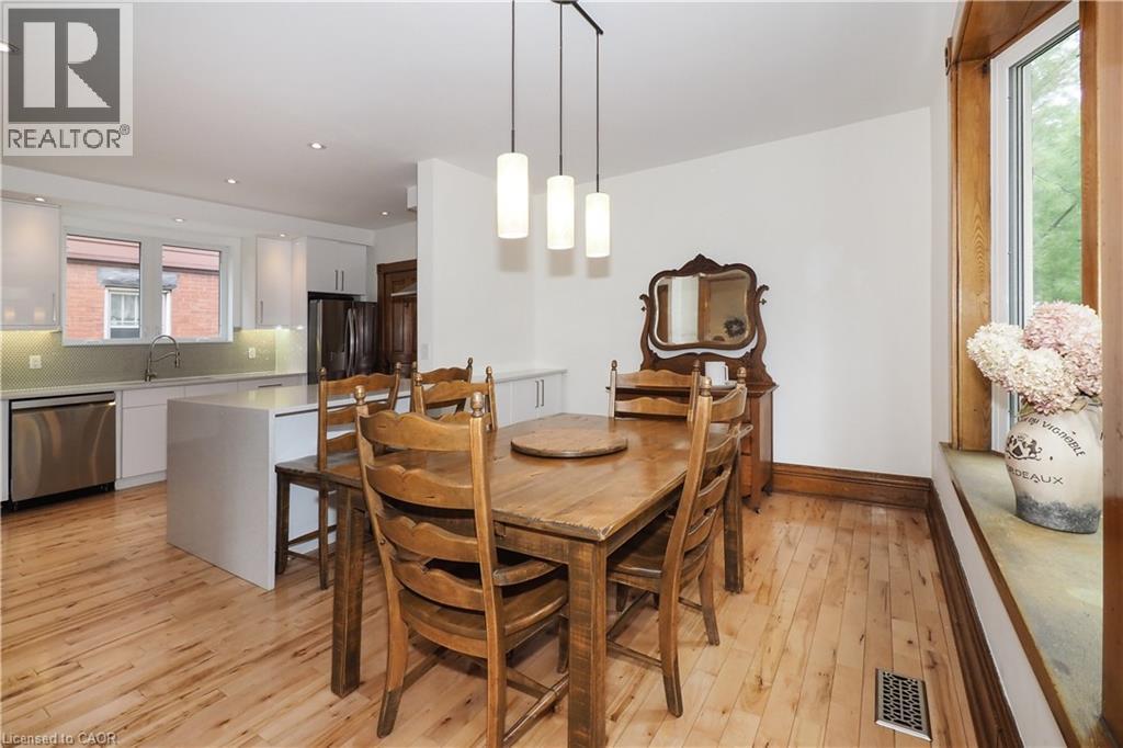 18 THERESA Street, Kitchener, Ontario, N2G1M1 — Photo 12