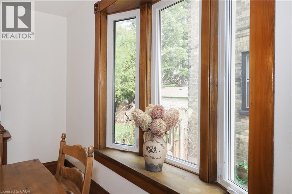 18 THERESA Street, Kitchener, Ontario, N2G1M1 — Photo 15
