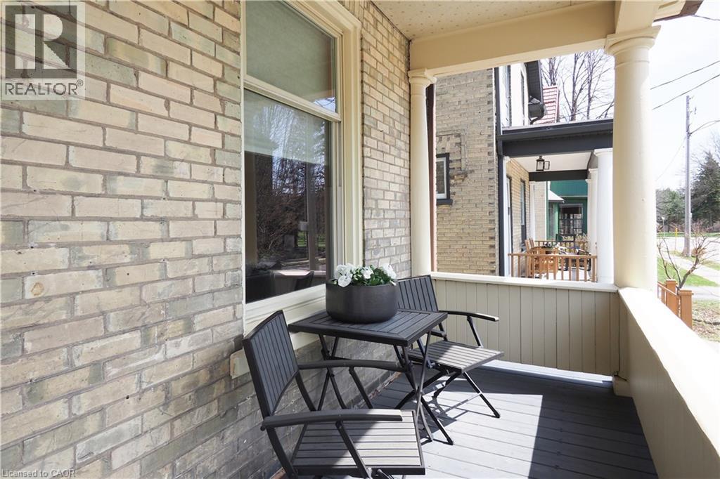 18 THERESA Street, Kitchener, Ontario, N2G1M1 — Photo 3