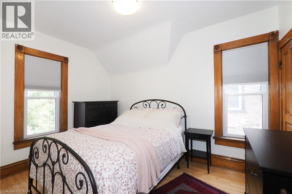 18 THERESA Street, Kitchener, Ontario, N2G1M1 — Photo 32