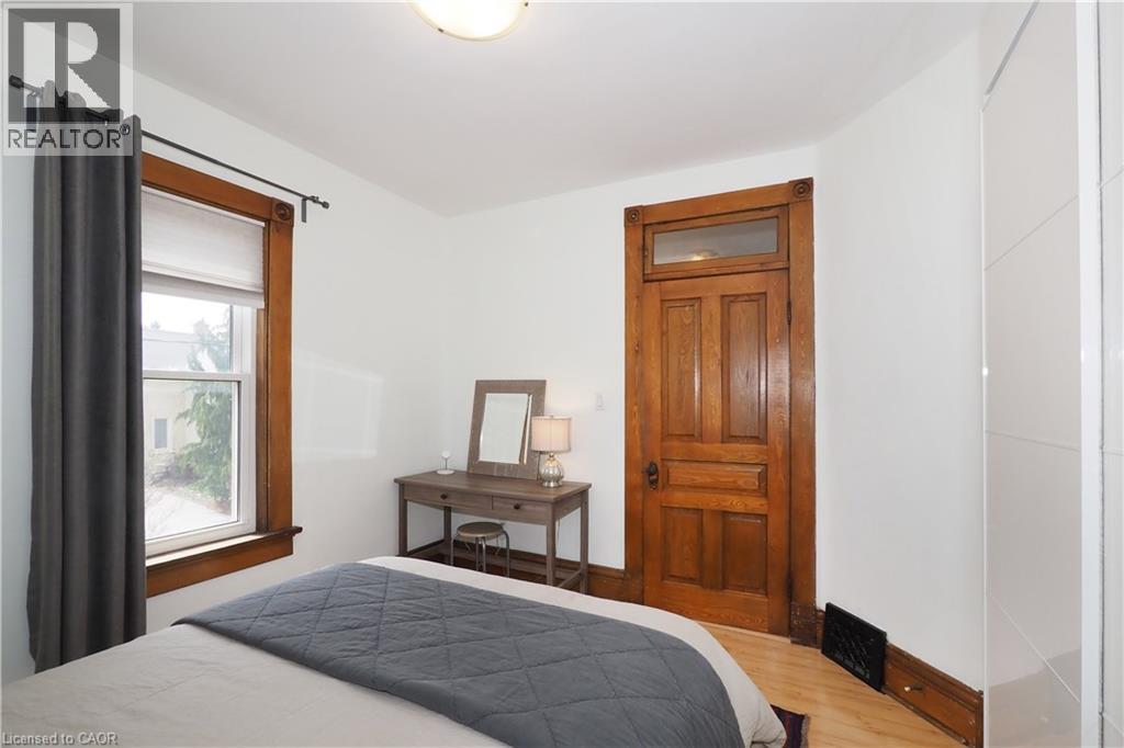 18 THERESA Street, Kitchener, Ontario, N2G1M1 — Photo 35