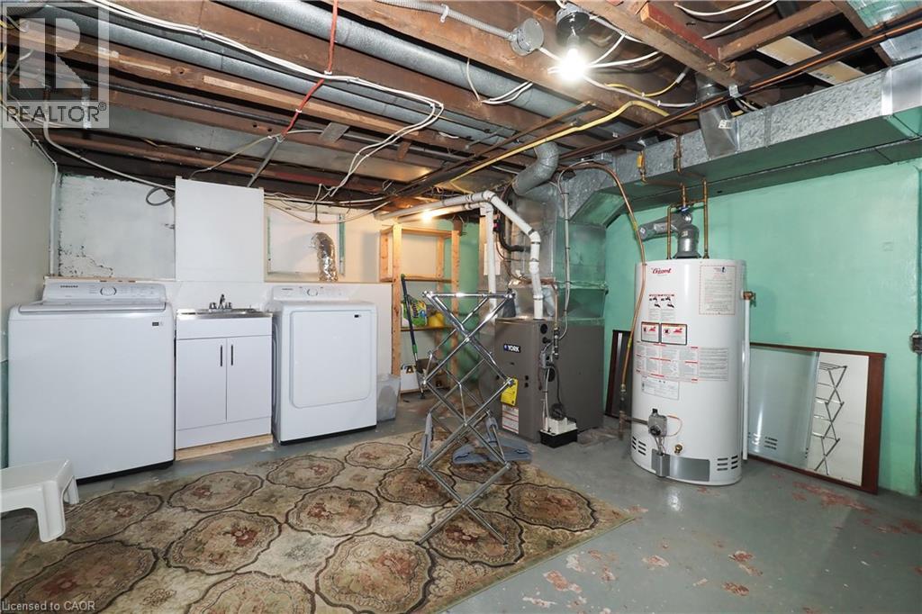 18 THERESA Street, Kitchener, Ontario, N2G1M1 — Photo 40