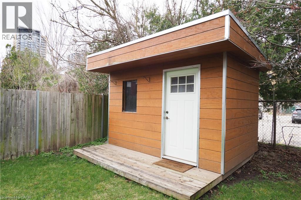 18 THERESA Street, Kitchener, Ontario, N2G1M1 — Photo 44