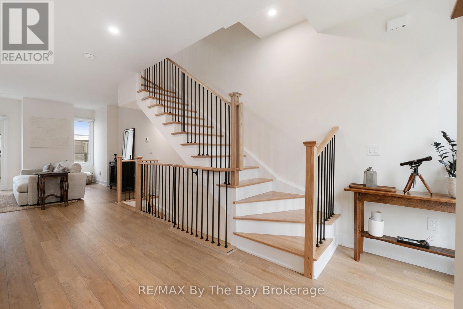 8 BRU LOR LANE, Orillia, Ontario, L3V8P4 — Photo 20