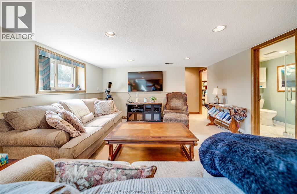 468 AMBERLY, Tecumseh, Ontario, N8N3M3 — Photo 6