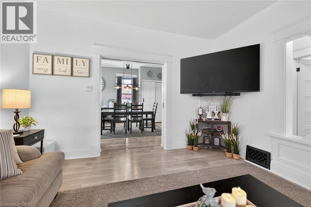 22 GRIFFITH Street, Welland, Ontario, L3B4G4 — Photo 11