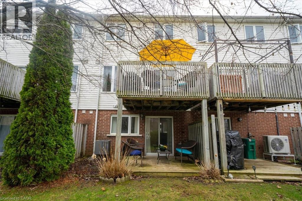 42 GREEN VALLEY Drive Unit# 55, Kitchener, Ontario, N2P2J7 — Photo 23