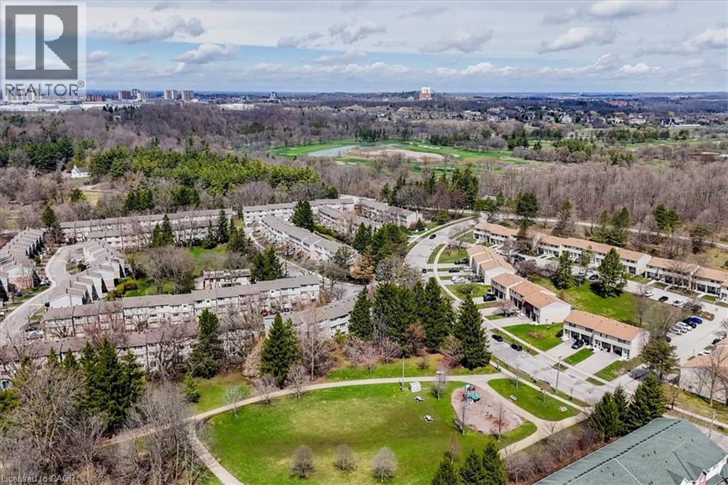 42 GREEN VALLEY Drive Unit# 55, Kitchener, Ontario, N2P2J7 — Photo 24