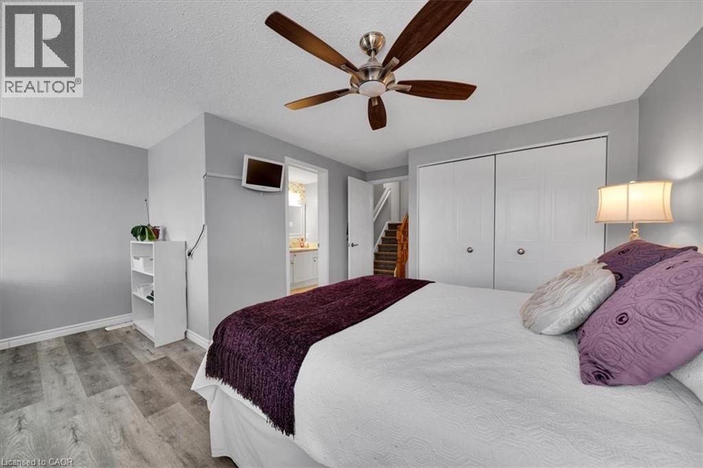 42 GREEN VALLEY Drive Unit# 55, Kitchener, Ontario, N2P2J7 — Photo 3