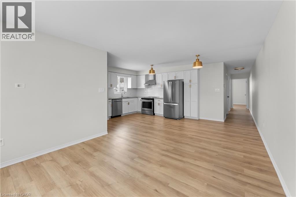 4688 LEE Avenue, Niagara Falls, Ontario, L2H1M8 — Photo 10