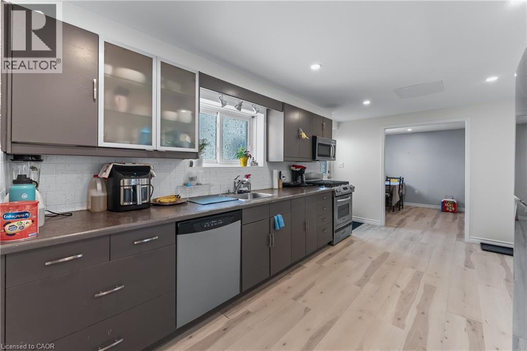 4688 LEE Avenue, Niagara Falls, Ontario, L2H1M8 — Photo 15