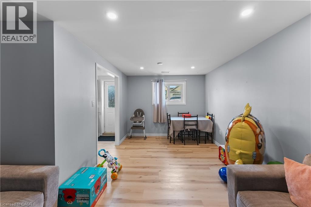 4688 LEE Avenue, Niagara Falls, Ontario, L2H1M8 — Photo 24