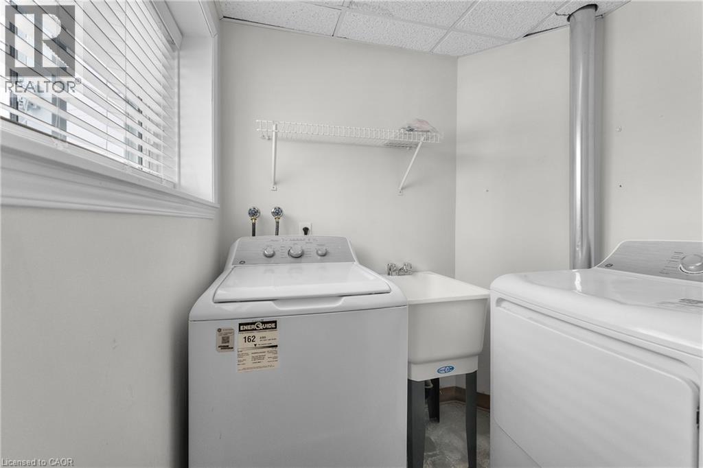 4688 LEE Avenue, Niagara Falls, Ontario, L2H1M8 — Photo 3