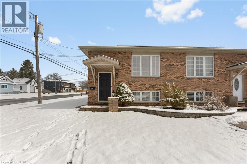 4688 LEE Avenue, Niagara Falls, Ontario, L2H1M8 — Photo 4