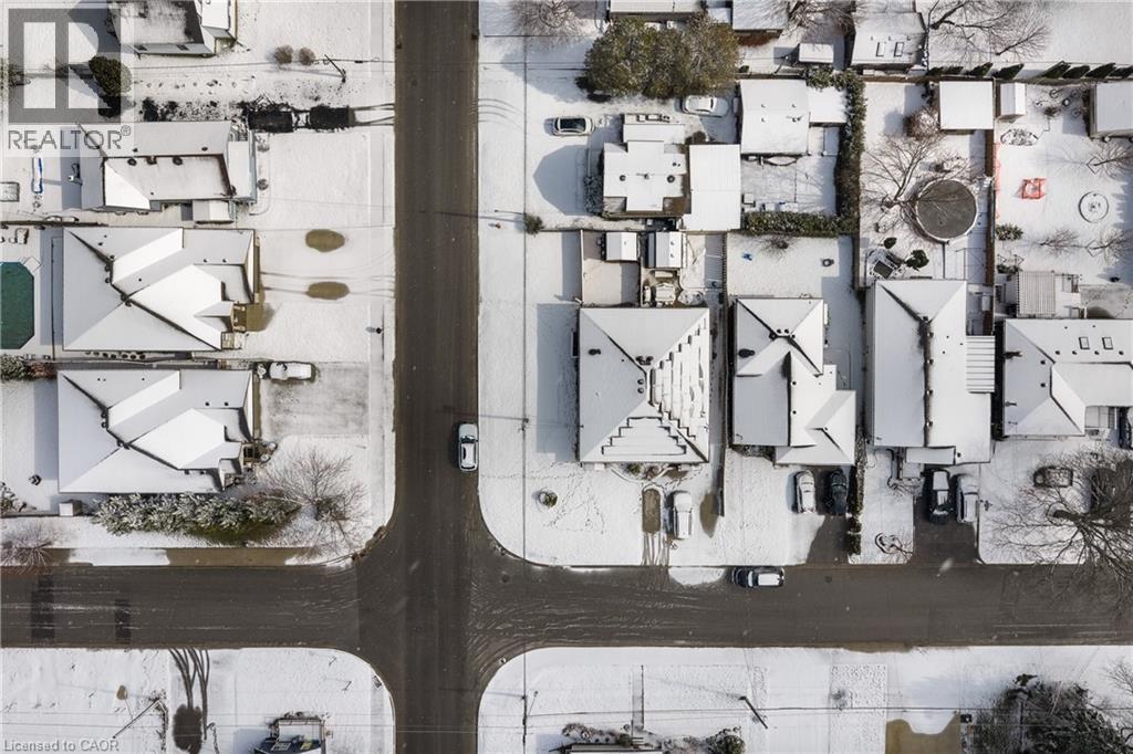 4688 LEE Avenue, Niagara Falls, Ontario, L2H1M8 — Photo 8