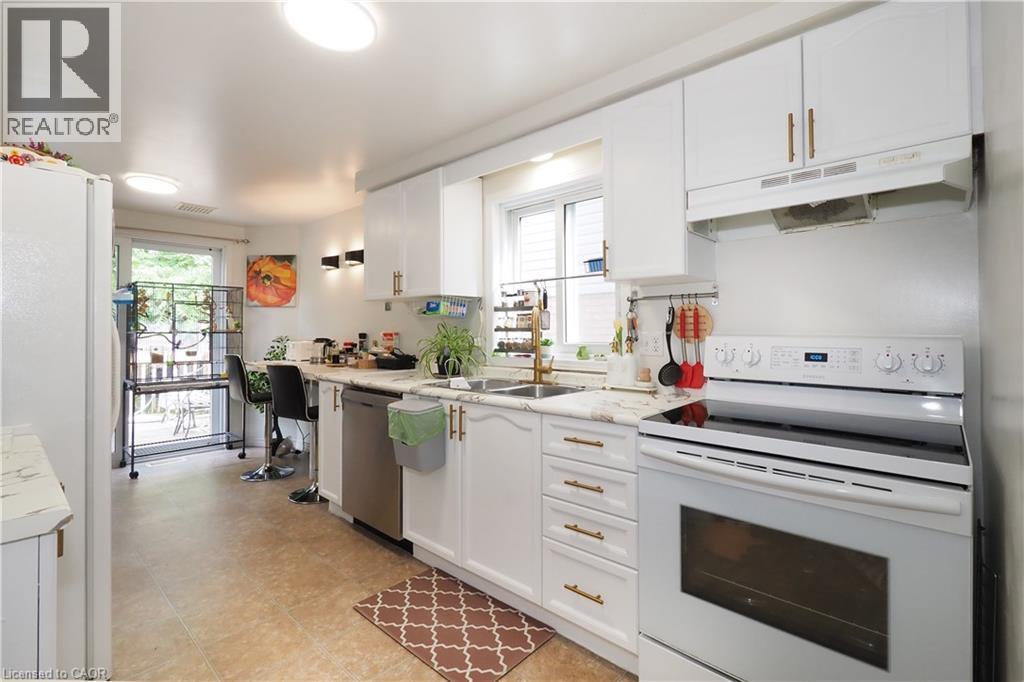 429 EXMOOR Street, Waterloo, Ontario, N2K3X5 — Photo 13