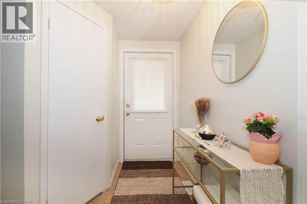 429 EXMOOR Street, Waterloo, Ontario, N2K3X5 — Photo 5