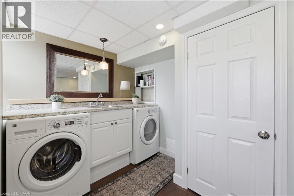 2074 CHURCHILL Avenue, Burlington, Ontario, L7R3T7 — Photo 12