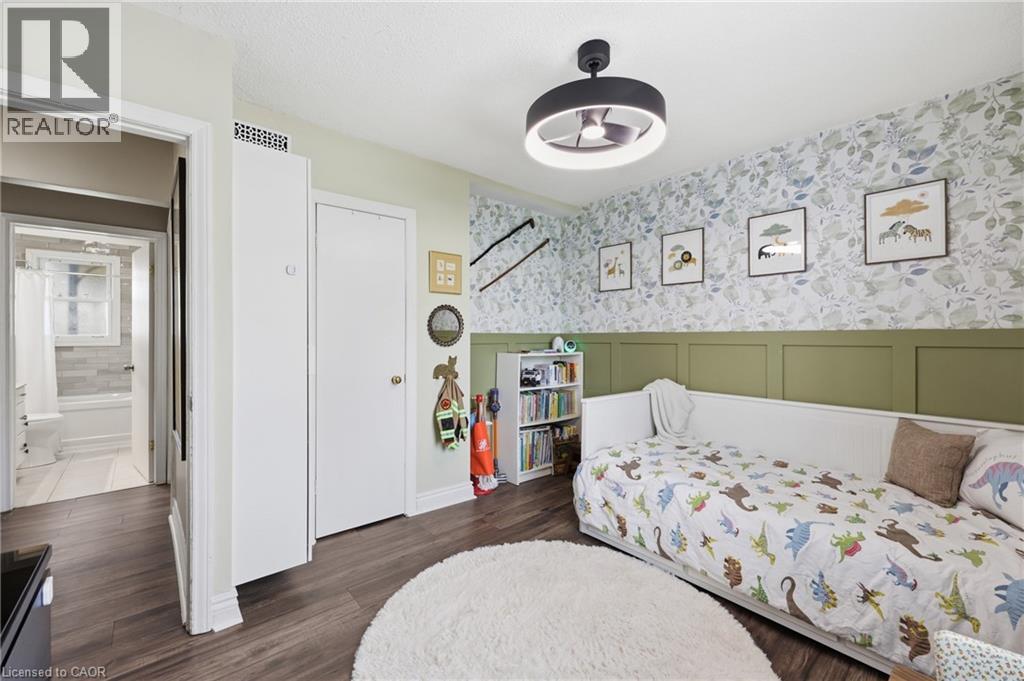 2074 CHURCHILL Avenue, Burlington, Ontario, L7R3T7 — Photo 18