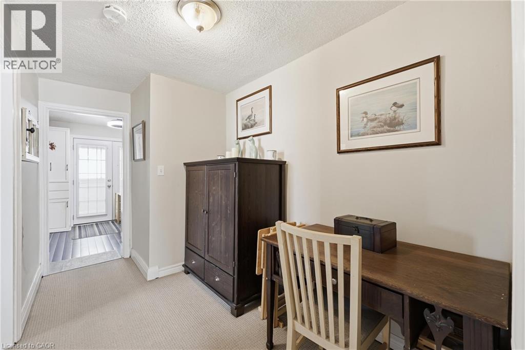 2074 CHURCHILL Avenue, Burlington, Ontario, L7R3T7 — Photo 27