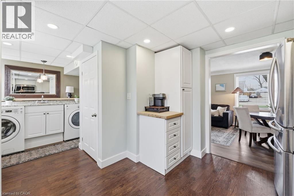 2074 CHURCHILL Avenue, Burlington, Ontario, L7R3T7 — Photo 9