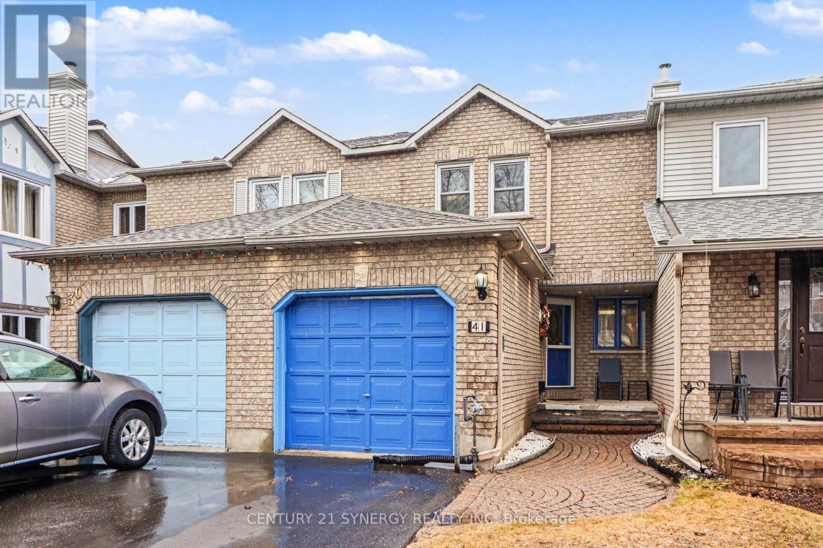 41 HUNTERSWOOD CRESCENT, Ottawa, Ontario, K1G5V7 — Photo 2