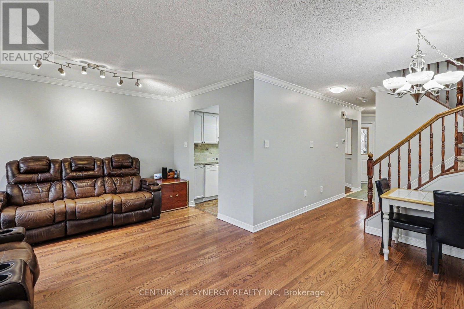 41 HUNTERSWOOD CRESCENT, Ottawa, Ontario, K1G5V7 — Photo 8
