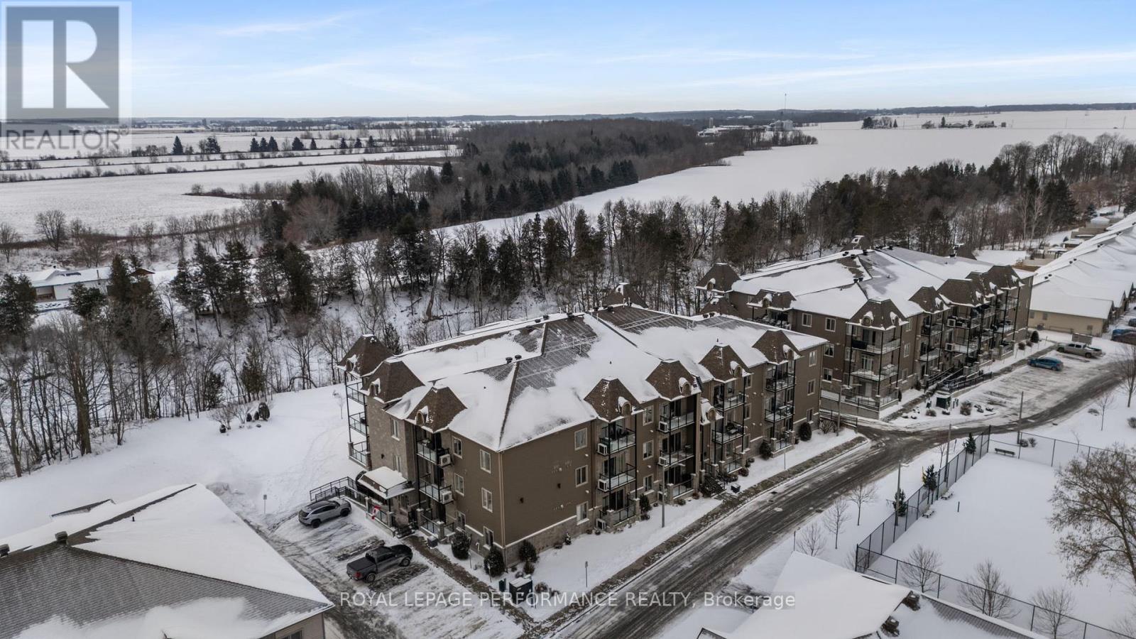 205 - 300 SOLSTICE CRESCENT, Russell, Ontario, K0A1W0 — Photo 4