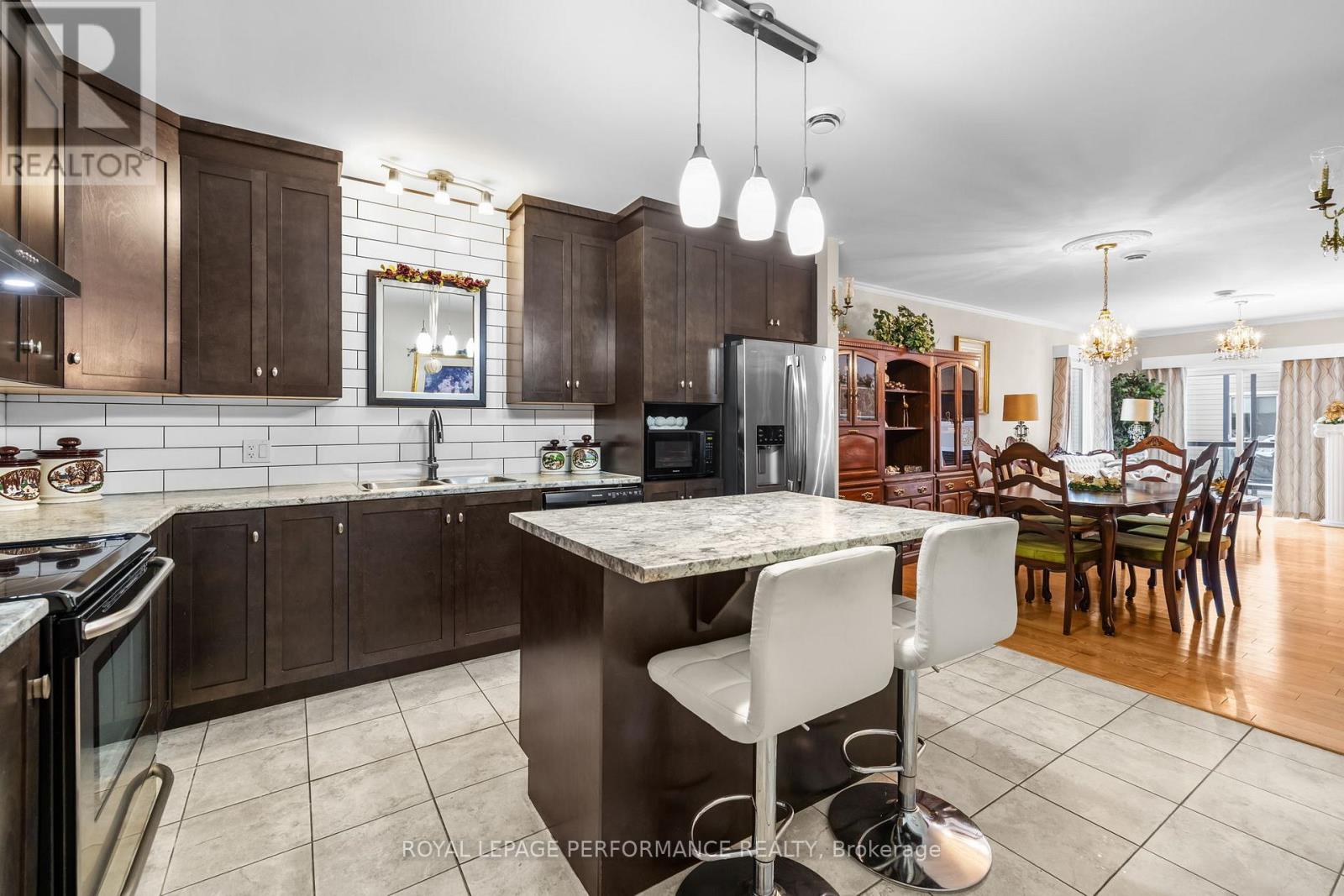 205 - 300 SOLSTICE CRESCENT, Russell, Ontario, K0A1W0 — Photo 8