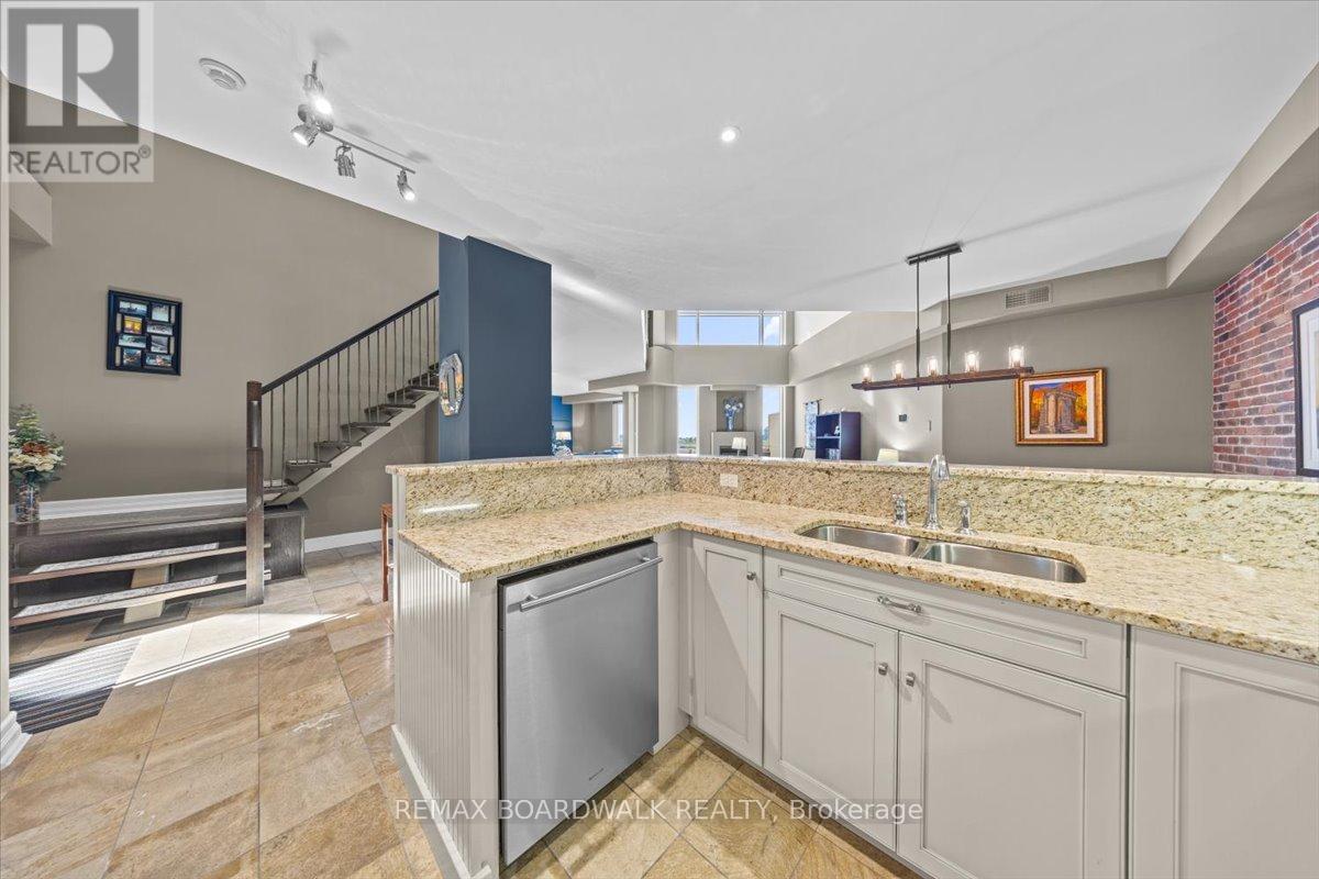 #PH804 - 320 MCLEOD STREET, Ottawa, Ontario, K2P1A3 — Photo 9