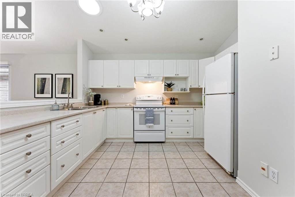 73 MORTON Avenue Unit# 11, Brantford, Ontario, N3R2N7 — Photo 10