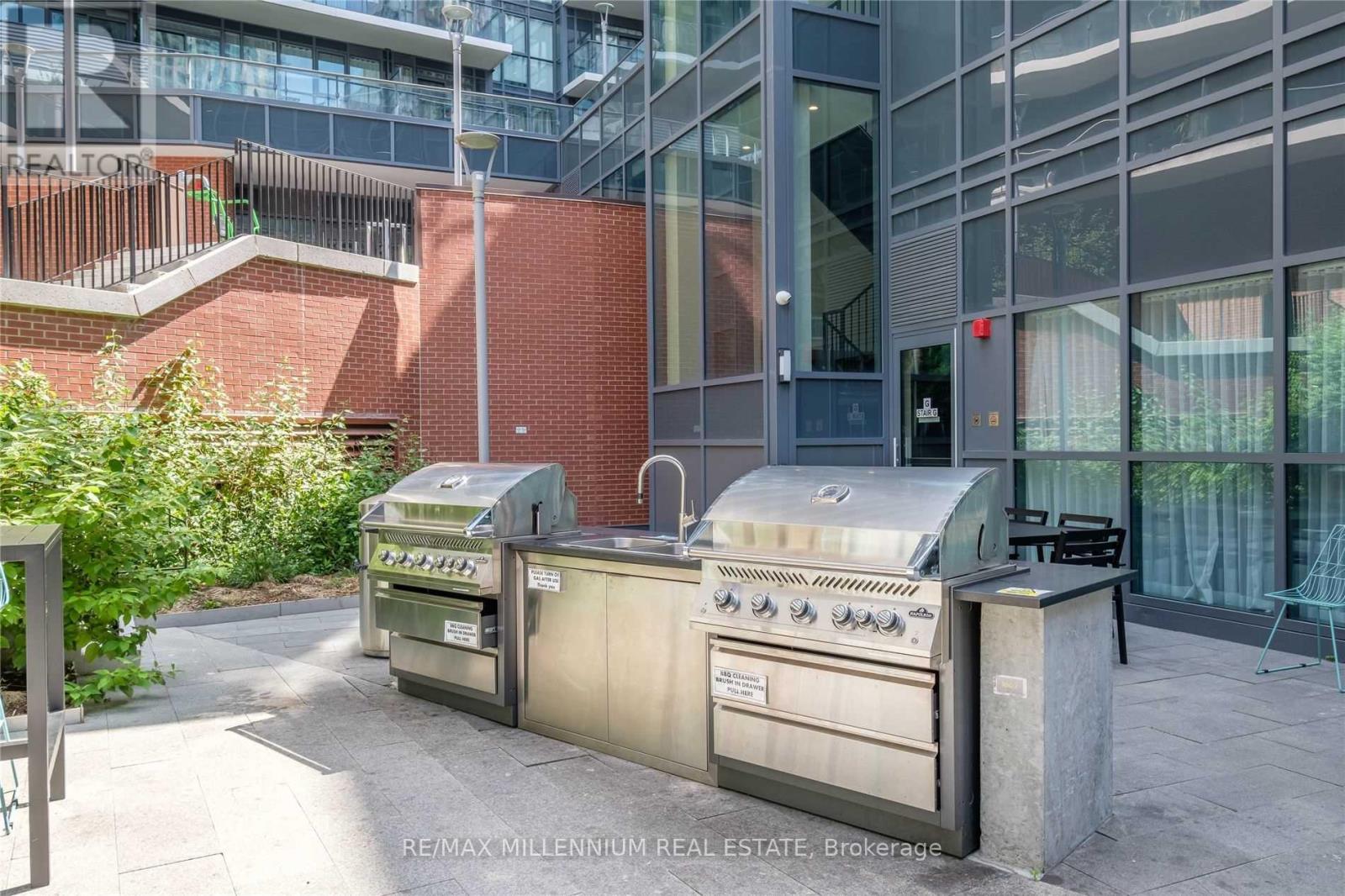 512 - 38 IANNUZZI STREET, Toronto (Niagara), Ontario, M5V0S2 — Photo 17