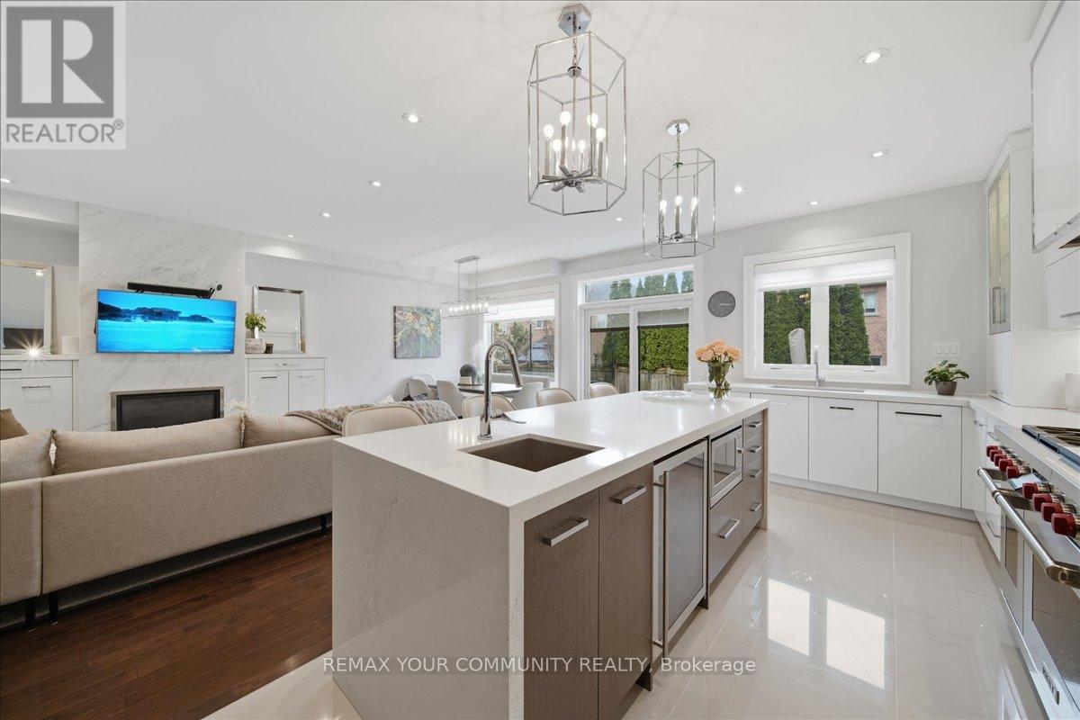 42 SANDY POINT DRIVE, Richmond Hill (Westbrook), Ontario, L4S2W7 — Photo 9