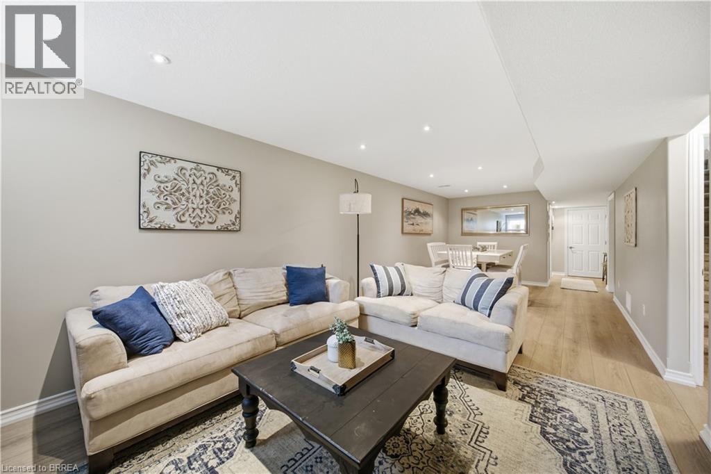 560 GREY Street Unit# 30, Brantford, Ontario, N3S0C4 — Photo 30