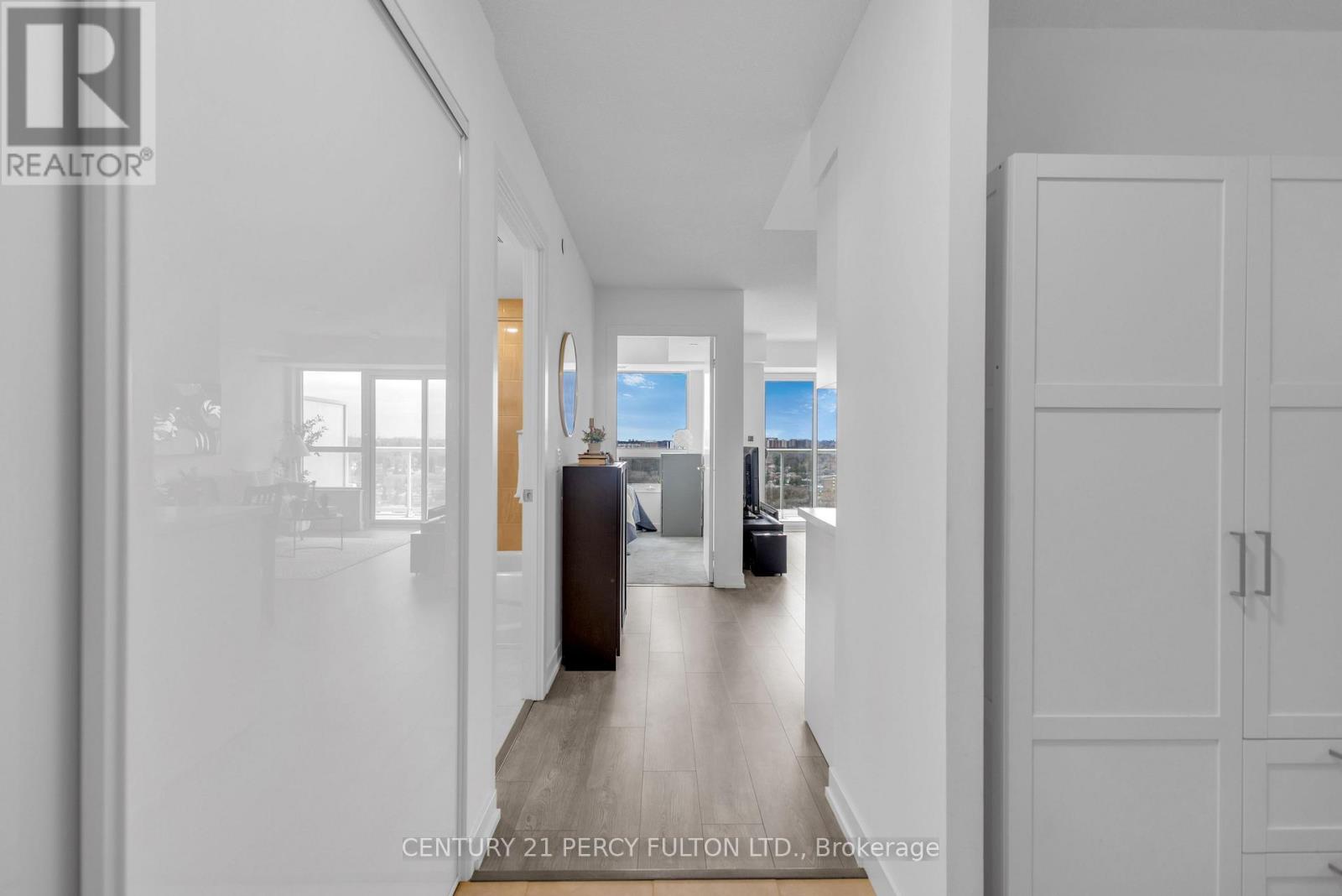 1704 - 10 WILBY CRESCENT, Toronto (Weston), Ontario, M9N1E5 — Photo 8