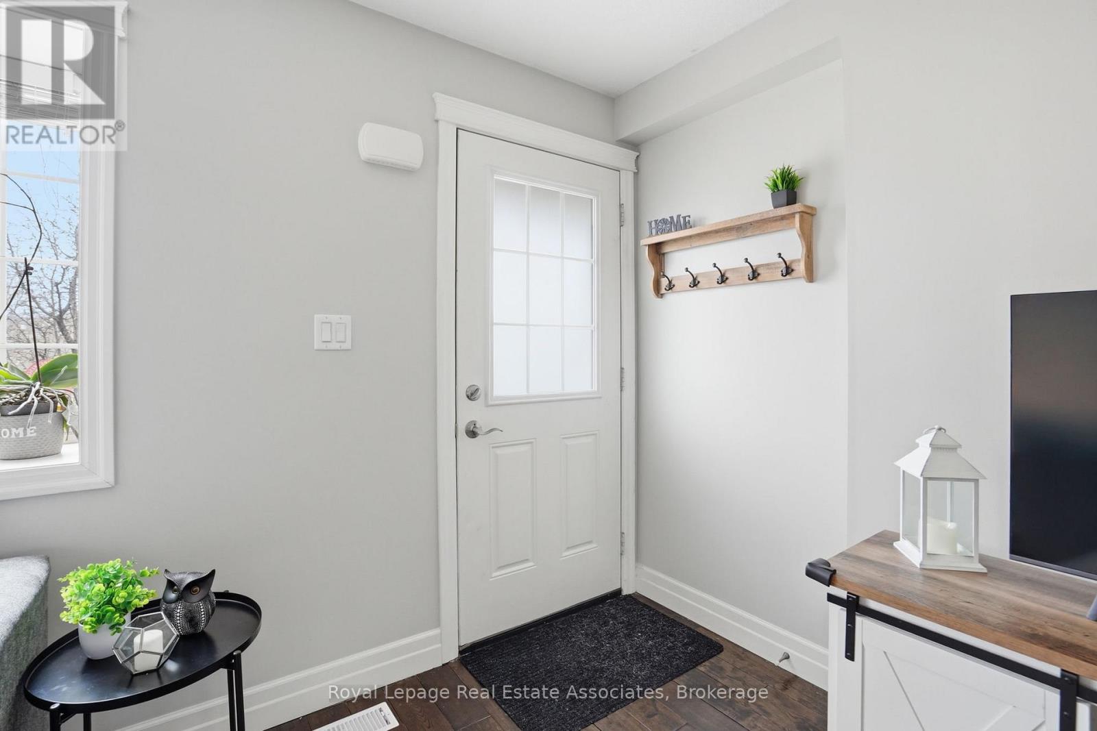 16 - 275 OLD HURON ROAD, Kitchener, Ontario, N2R1P9 — Photo 4