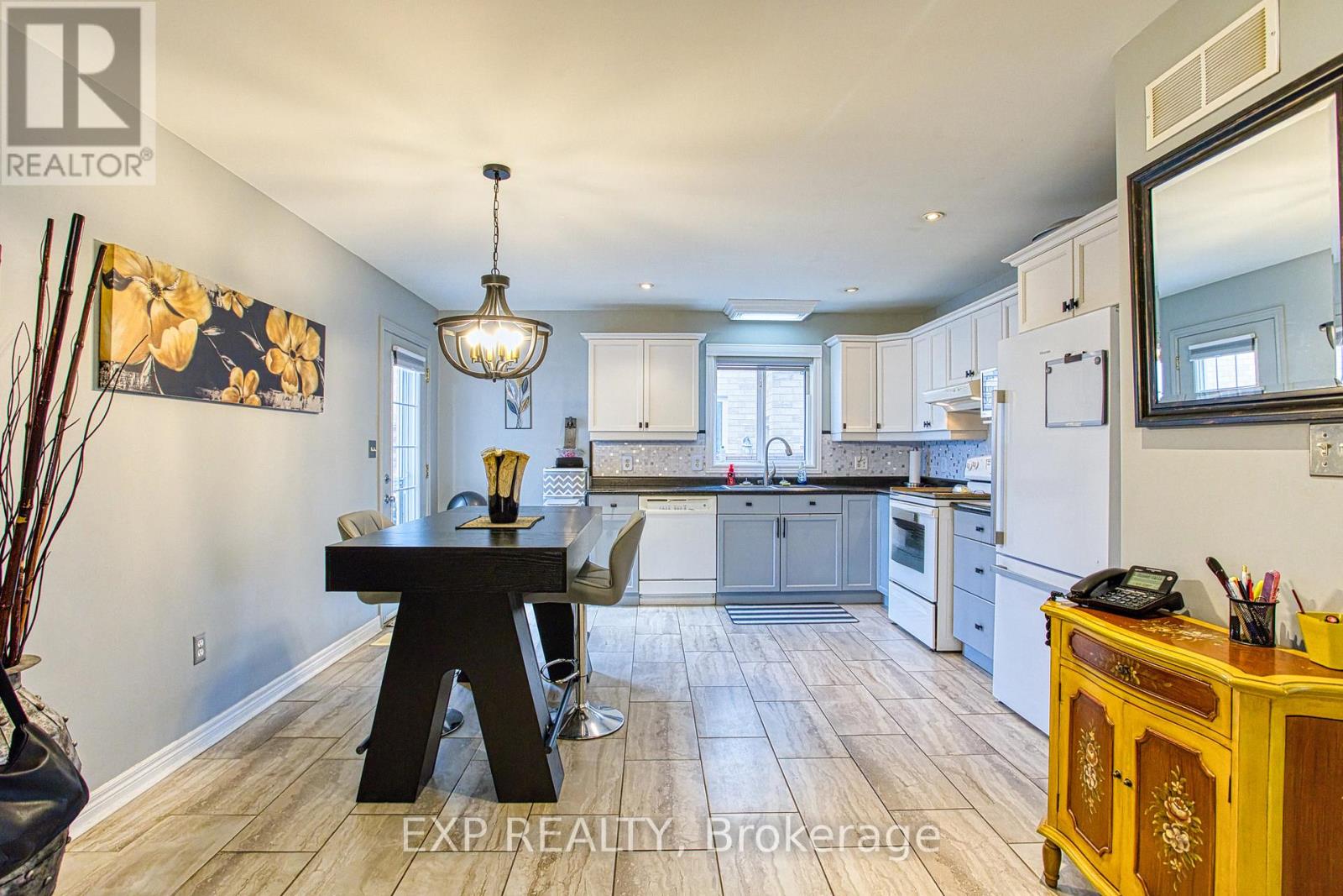 7192 KELLY DRIVE, Niagara Falls (Forestview), Ontario, L2H3K1 — Photo 12