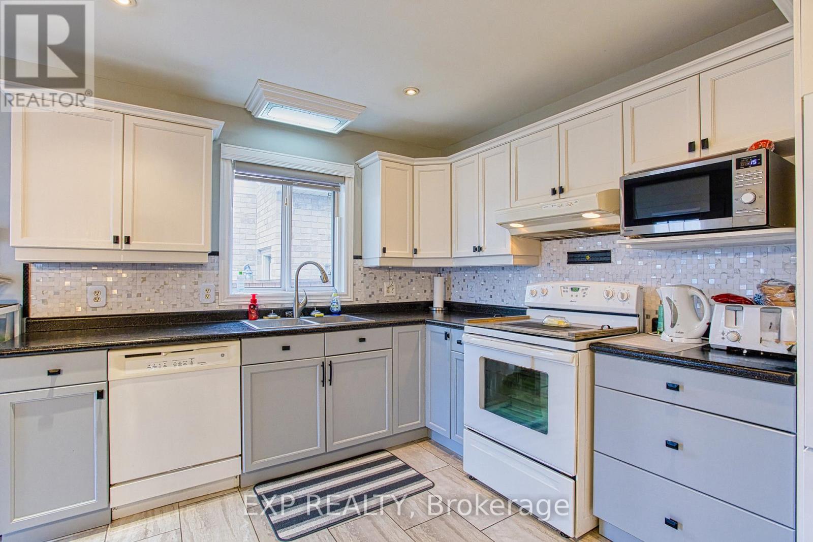 7192 KELLY DRIVE, Niagara Falls (Forestview), Ontario, L2H3K1 — Photo 14