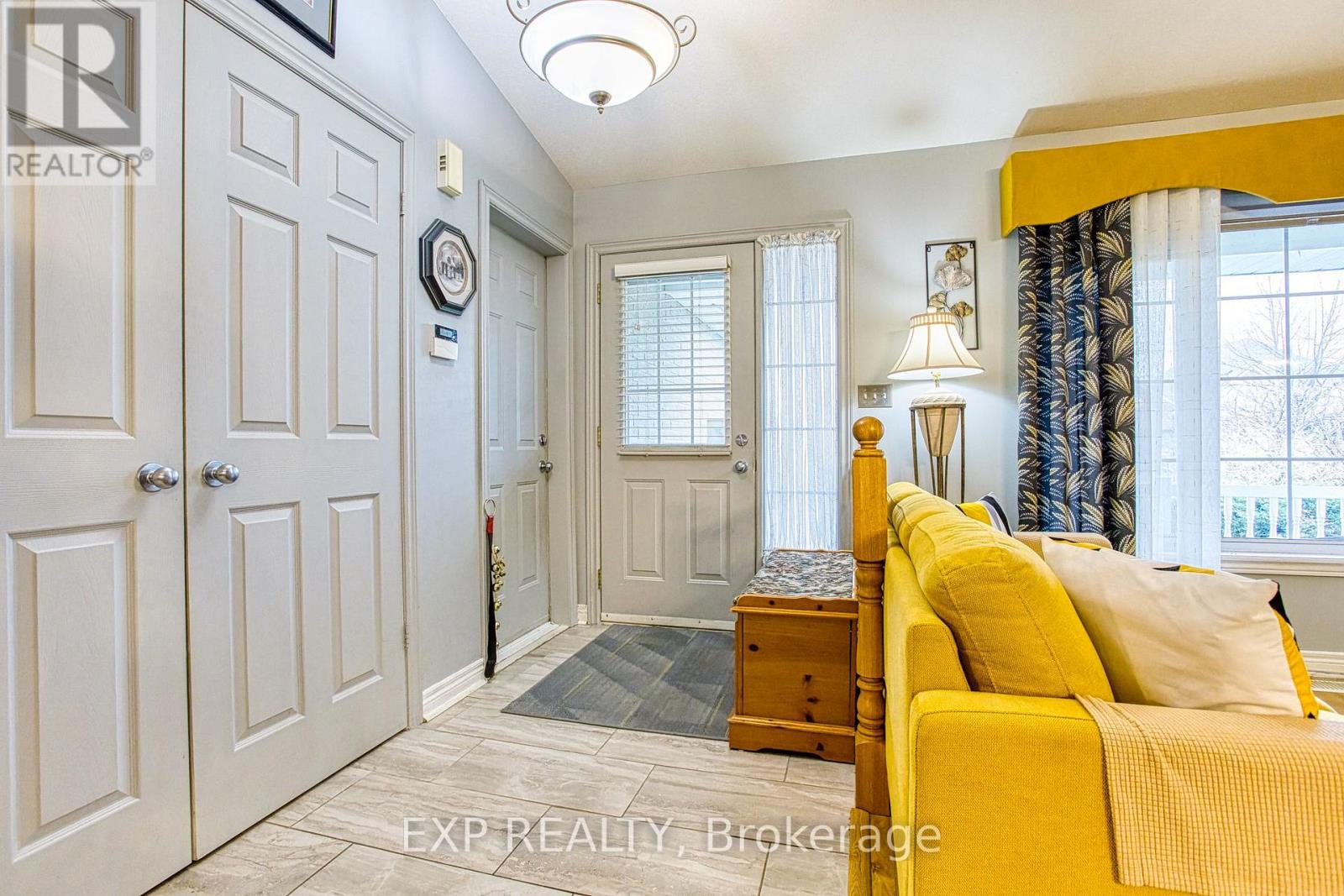 7192 KELLY DRIVE, Niagara Falls (Forestview), Ontario, L2H3K1 — Photo 4