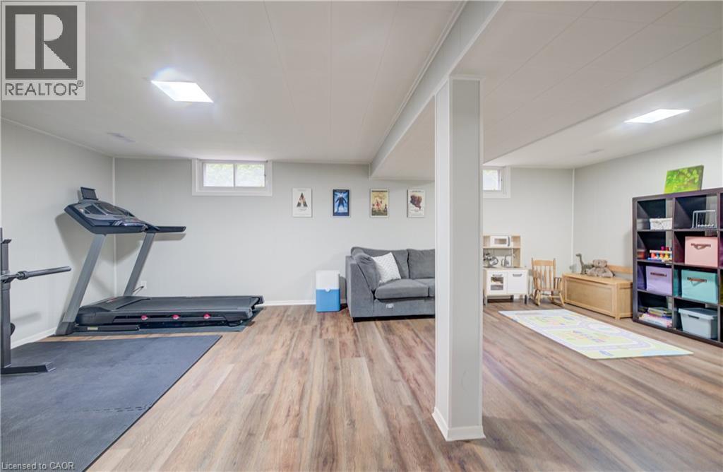 17 HIPEL Avenue, Cambridge, Ontario, N3C1W8 — Photo 24