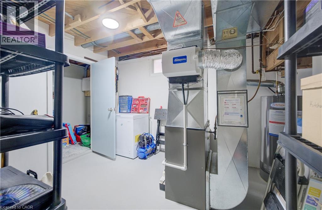 17 HIPEL Avenue, Cambridge, Ontario, N3C1W8 — Photo 32