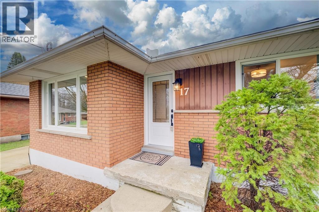 17 HIPEL Avenue, Cambridge, Ontario, N3C1W8 — Photo 5