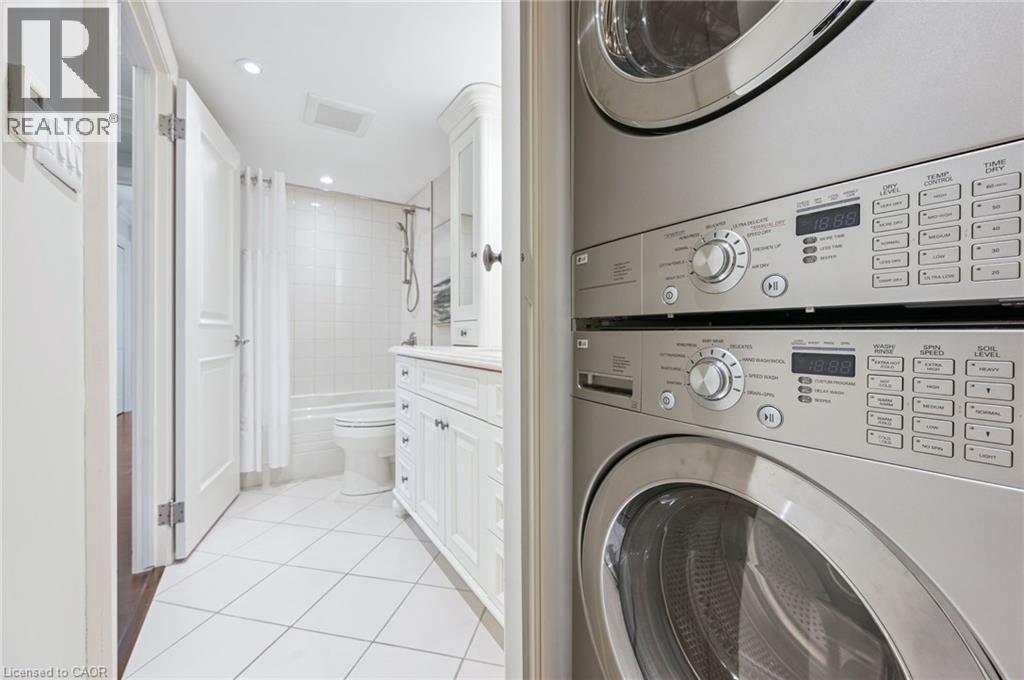 265 WESTCOURT Place Unit# 1010, Waterloo, Ontario, N2L6E4 — Photo 21