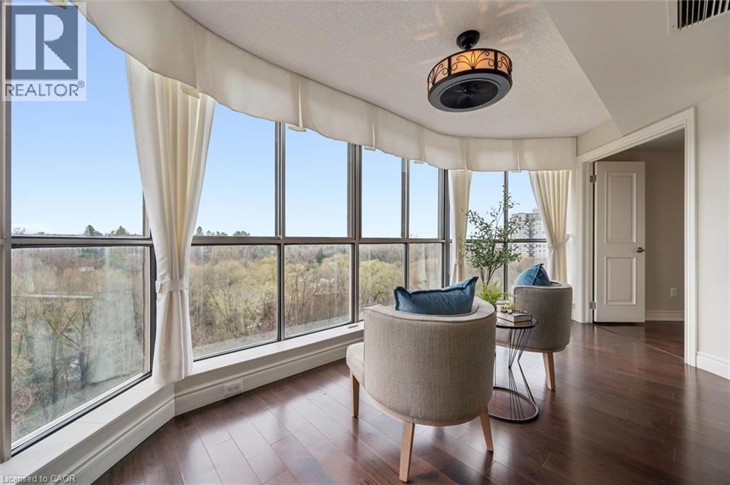 265 WESTCOURT Place Unit# 1010, Waterloo, Ontario, N2L6E4 — Photo 7