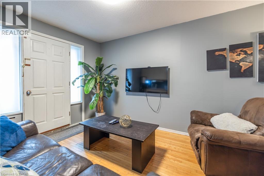 60 AUSTIN Drive, Waterloo, Ontario, N2L3Y4 — Photo 22