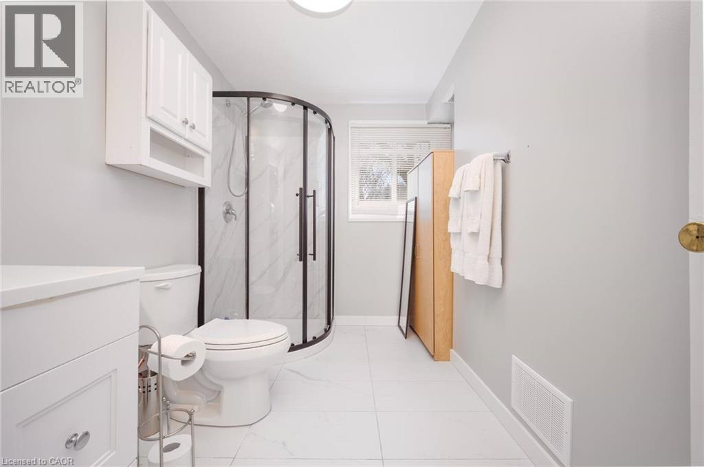 60 AUSTIN Drive, Waterloo, Ontario, N2L3Y4 — Photo 6