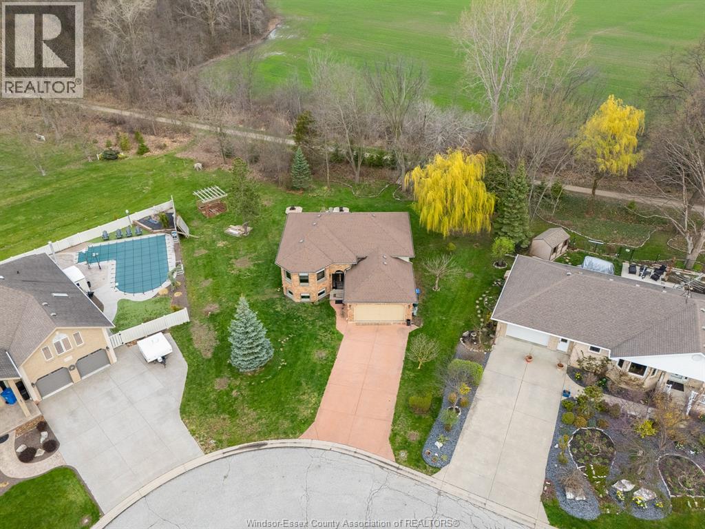 8020 Gardiner CRESCENT, McGregor, Ontario, N0R1J0 — Photo 3